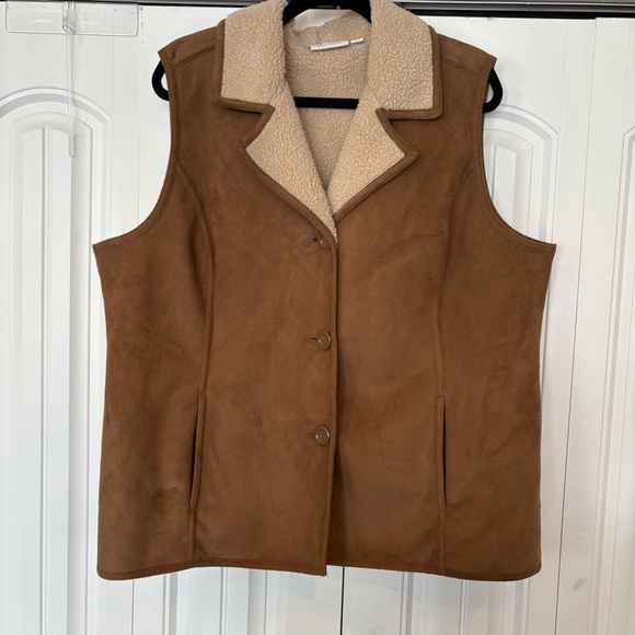 D&Co Brown Vest‎ Size Large - Picture 1 of 7